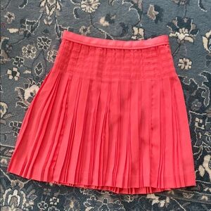Coral pleated skirt